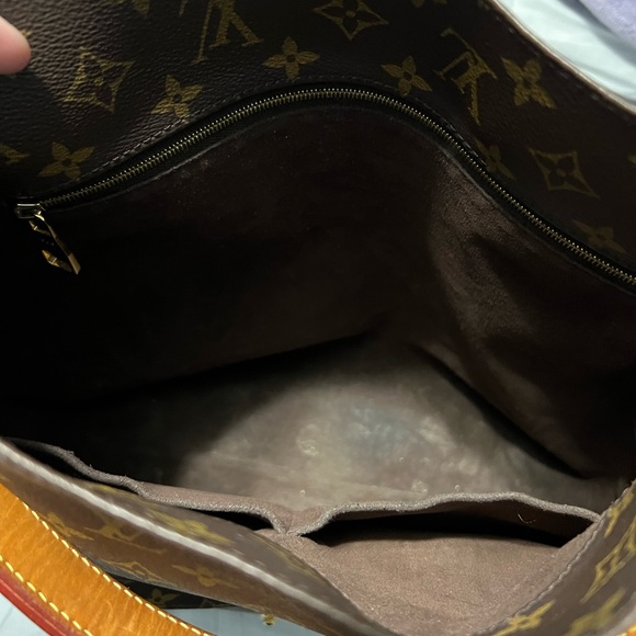 Louis Vuitton bag - Picture 5 of 5